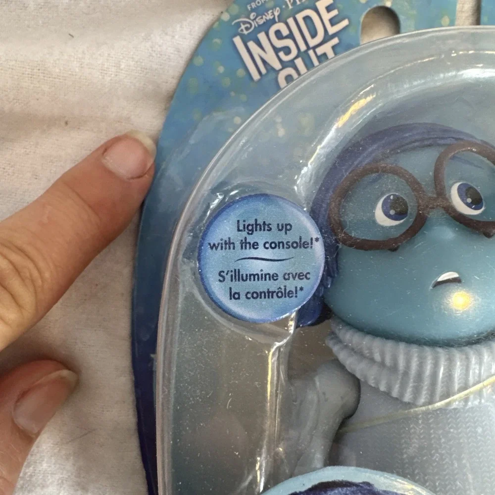5 Disney PIXAR Inside Out Figures  - Includes Memory ORB Sphere NEW OLD STOCK‎